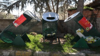 KAPAKLI BELEDİYESİ KIRSAL MAHALLELERE ZİRAİ İLAÇ ATIK TOPLAMA KUTULARI YERLEŞTİRDİ