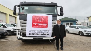KAPAKLI BELEDİYESİ’NE SIFIR KİLOMETRE DAMPERLİ KAMYON HİBE EDİLDİ