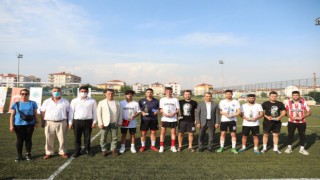 AYAK TENİSİ TURNUVASININ KAZANANI BELLİ OLDU