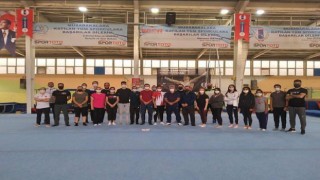 3. KADEME ARTİSTİK CİMNASTİK ANTRENÖRLÜĞÜ BELGESİ ALMAYA HAK KAZANDI