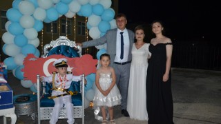 AHMET EREN ERKEKLİĞE İLK ADIMINI ATTI