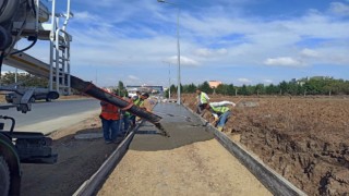 PROF. DR. NECMETTİN ERBAKAN CADDESİ’NDE DÜZENLEME ÇALIŞMALARI DEVAM EDİYOR