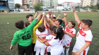 U-11 YAZ FUTBOL TURNUVASININ KAZANANI KAPAKLI SİTESPOR OLDU