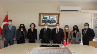 “ÖĞRETMEN SÜREKLİ KENDİNİ YENİLEMELİ”