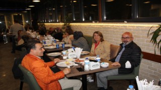 SIRA GECESİNE İLGİ YOĞUN OLDU