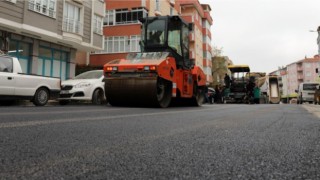 KOSVALI SOKAK’TA ASFALTLAMA ÇALIŞMASI YAPILDI