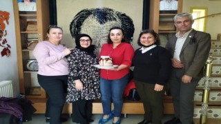 MÜJGAN KARAGÖZ’E SÜRPRİZ DOĞUM GÜNÜ