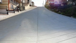 ŞUBAT SOKAK’TA BETON YOL YAPIMI TAMAMLANDI