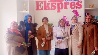AK PARTİ KADIN KOLLARI’NDAN EKSPRES’E ZİYARET