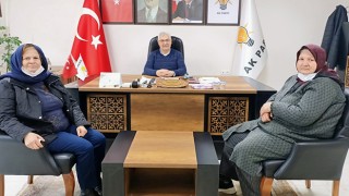 AK PARTİ’YE ÜYE OLDU