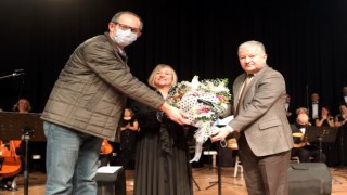 ÇERKEZKÖY’DE AYAKTA ALKIŞLANDILAR