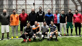 DEVA PARTİSİ YÖNETİMİ BASINLA DOSTLUK MAÇINDA KARŞILAŞTI