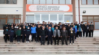 BAŞKAN ÇETİN, KAPAKLI ANADOLU İMAM HATİP LİSESİ’NDE ÖĞRENCİLERLE BULUŞTU