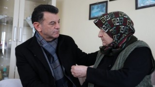 BAŞKAN ÇETİN’DEN KIYMETLİ ÇINARLARA ZİYARET