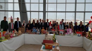 ‘ÇOCUK GÖZÜNDEN MİMARLIK’ SERGİSİNE İLK GÜNDEN YOĞUN İLGİ