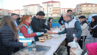 GÖNÜL SOFRASI VATAN CADDESİ’NDE KURULDU