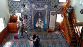 SÜLEYMANPAŞA BELEDİYESİ KURBAN BAYRAMI ÖNCESİ TÜM CAMİLERİ TEMİZLİYOR