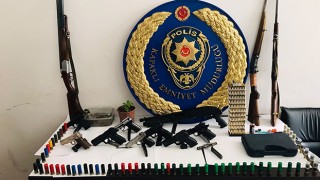 KAPAKLI’DA SİLAH TACİRLERİNE OPERASYON