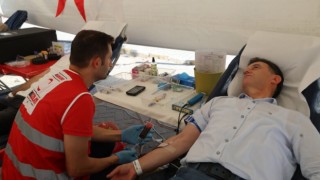 BAŞKAN ÇETİN, KAN BAĞIŞINDA BULUNDU