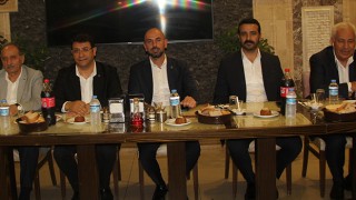 “ALTILI MASANIN ADAYI CUMHURBAŞKANI OLACAK”