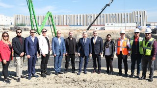 ÇERKEZKÖY’DE BİR İLAÇ FABRİKASININ DAHA TEMELİ ATILDI