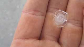 MİSKET BÜYÜKLÜĞÜNDE DOLU YAĞDI