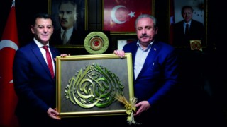 TBMM BAŞKANI ŞENTOP BELEDİYEYİ ZİYARET ETTİ