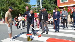 YAYALARA ÖNCELİK İÇİN ÇİZGİLER KIRMIZIYA BOYANDI
