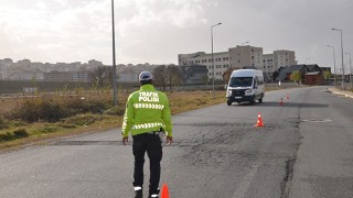 ÇERKEZKÖY’DE ÖĞRENCİ SERVİSLERİNE SIKI DENETİM