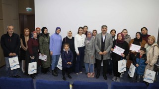 EBEVEYNLİK OKULU ÜÇÜNCÜ MEZUNLARINI VERDİ