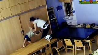 ŞİDDET GÖRÜNTÜLERİNİN ARDINDAN GÖREVDEN ALINDILAR