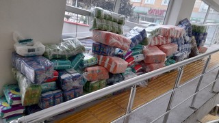 TOPLANAN YARDIMLAR DEPREM BÖLGESİNE GÖNDERİLDİ