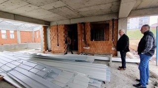 YÜZME HAVUZU TAMAMLANIYOR