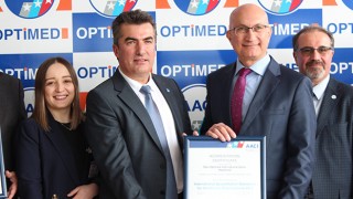 OPTİMED SAĞLIK GRUBU’NA ULUSLARARASI KALİTE BELGESİ VERİLDİ