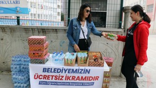 BELEDİYEDEN LGS SINAVINA GİRECEK ÖĞRENCİLERE İKRAM