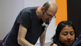 AĞIZ VE DİŞ TEDAVİSİNDE SEDASYON TEKNİĞİ