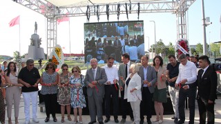 ANDON ARAKELYAN KENT KÜTÜPHANESİ AÇILDI