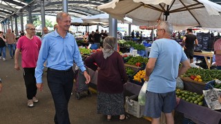 BAŞKAN UZUNLAR SEMT PAZARLARINDA VATANDAŞLA BULUŞTU