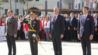100'ÜNCÜ YIL ETKİNLİKLERİ ÇELENK SUNMA TÖRENİYLE BAŞLADI