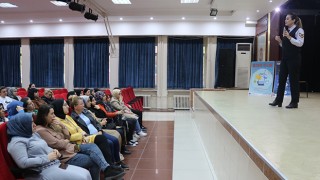 JANDARMA, ÇERKEZKÖY’DEKİ KURSİYERLERE EĞİTİM VERDİ