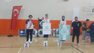 KAPAKLILI ÖĞRENCİLER ŞAMPİYONADAN MADALYALARLA DÖNDÜ