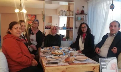 SARDUNYA MANTI EVİ, GAZETECİLERİ AĞIRLADI