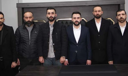 BÜNYAMİN SÖNMEZ ADAYLIKTAN ÇEKİLDİ