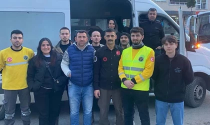 UMAY ARAMA KURTARMA, DEPREMİN BİRİNCİ YILINDA DEPREM BÖLGESİNDE