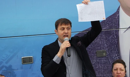 AKAY; “TOKİ ORADA, ARSA ORADA, ELİNİZİ TUTAN MI VARDI”