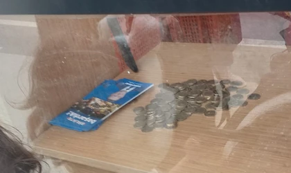 TİP’TEN HALK EKMEĞİN YANINDA SEÇİM BROŞÜRÜ DAĞITILDI TEPKİSİ