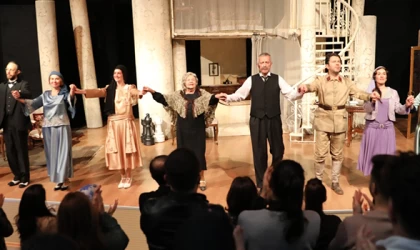 ‘VEDA’ ÇERKEZKÖY’DE SAHNELENDİ