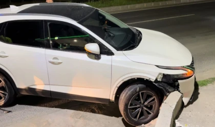 ARKADAŞIYLA TARTIŞAN SÜRÜCÜ OTOYOLDA ARAÇTAN ATLADI