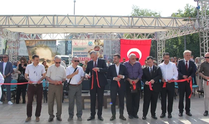 ÇERKEZKÖY’DE EL EMEĞİ GÖZ NURU ESERLER SERGİLENDİ