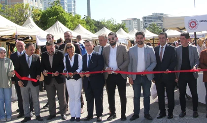 EL EMEĞİ GÖZ NURU ÜRÜNLER, YILSONU SERGİSİNDE GÖRÜCÜYE ÇIKTI